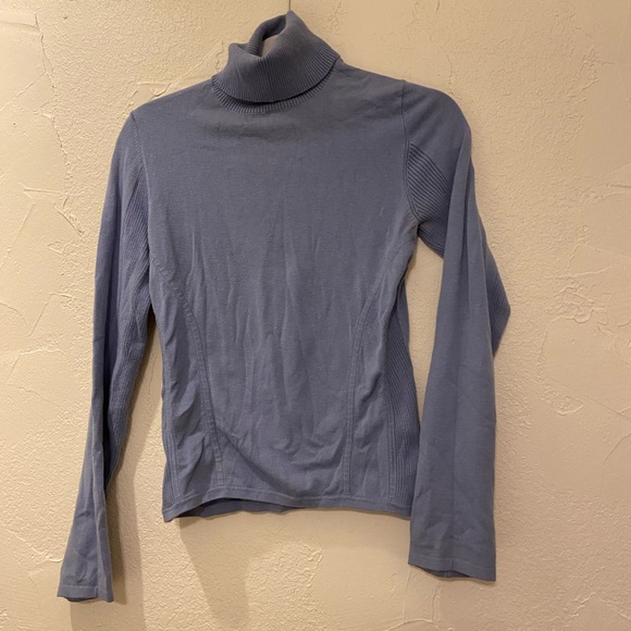 Express Stretch Turtleneck, blue/ gray, size Medium - Picture 3 of 5